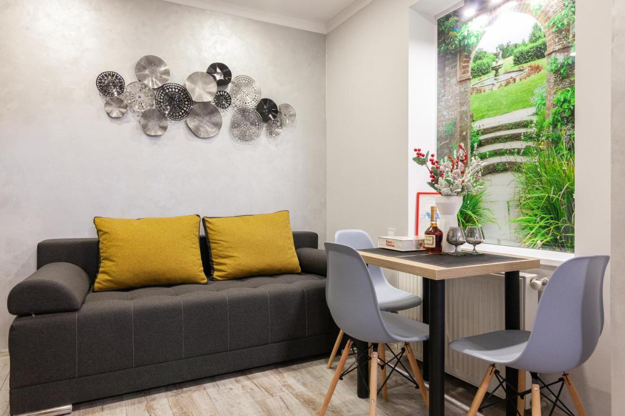Alfa Apartments Kniazia Leva 2 Leopoli Esterno foto